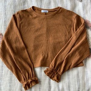 Long sleeve light top